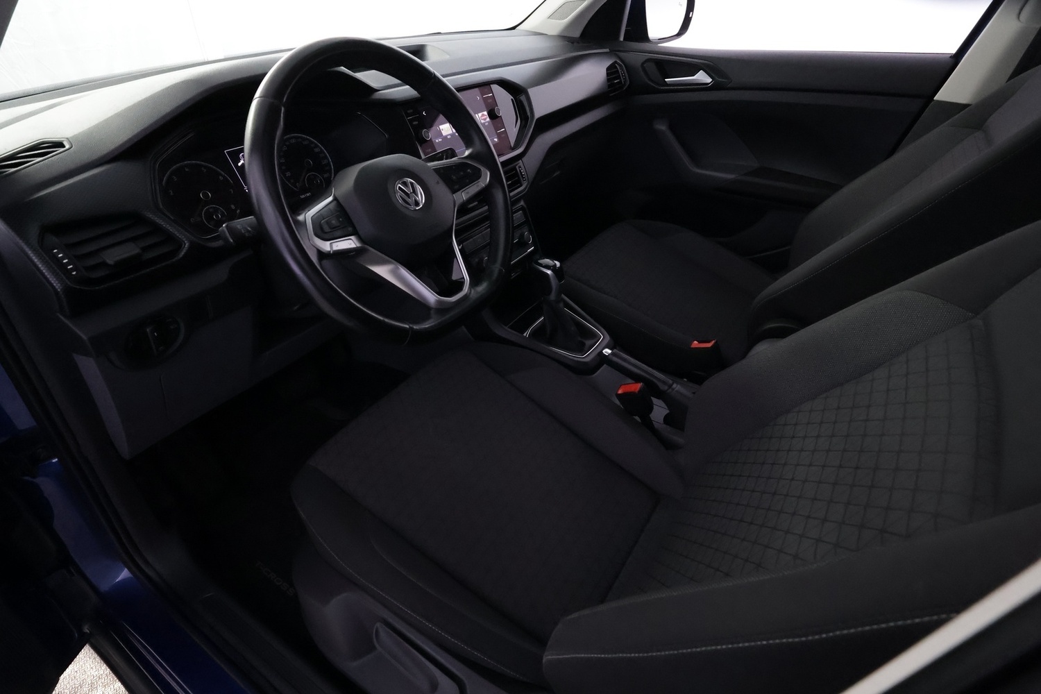 Volkswagen T-Cross vaihtoauto
