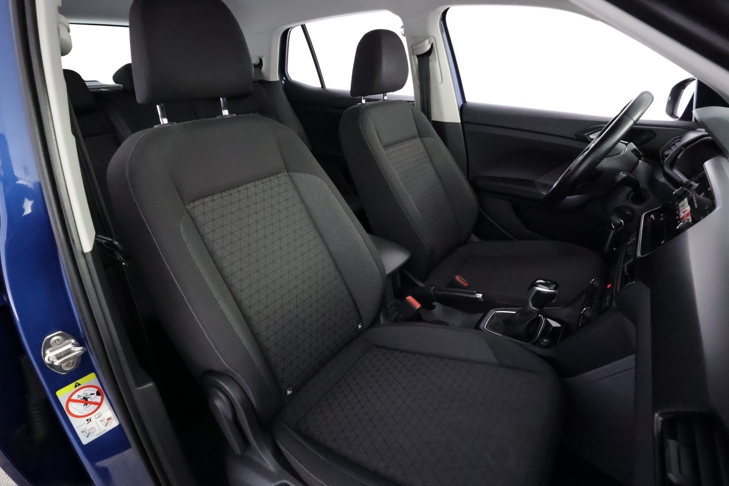 Volkswagen T-Cross vaihtoauto