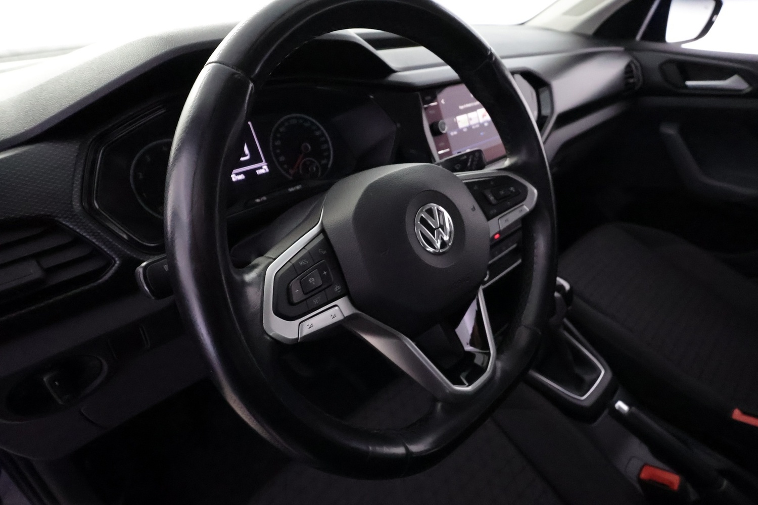 Volkswagen T-Cross vaihtoauto