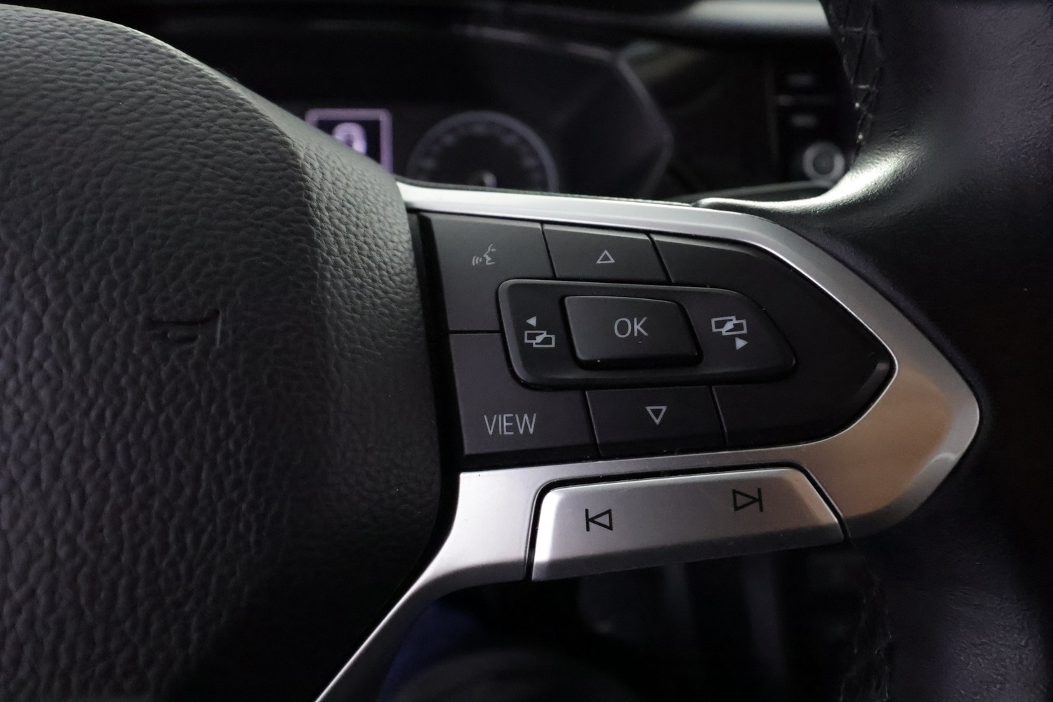 Volkswagen T-Cross vaihtoauto