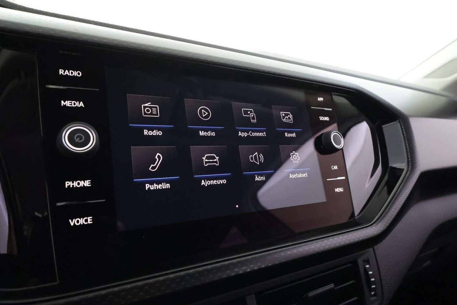Volkswagen T-Cross vaihtoauto