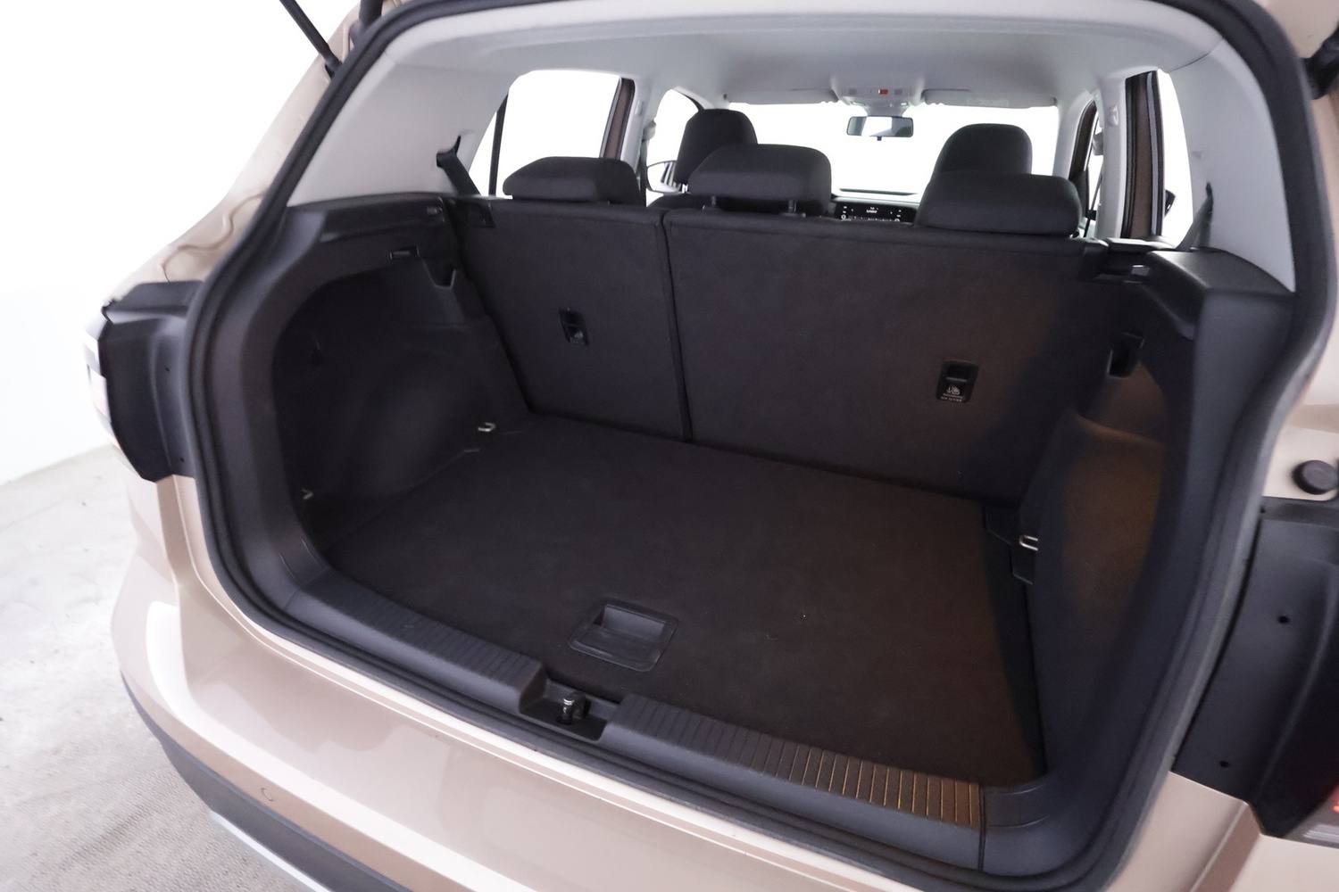 Volkswagen T-Cross vaihtoauto