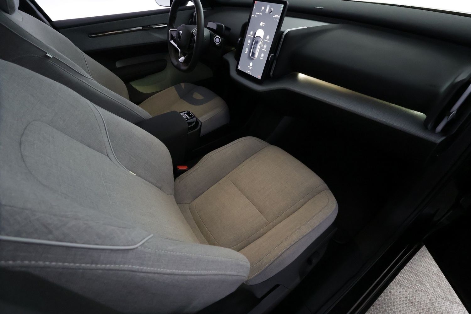Volvo EX30 vaihtoauto