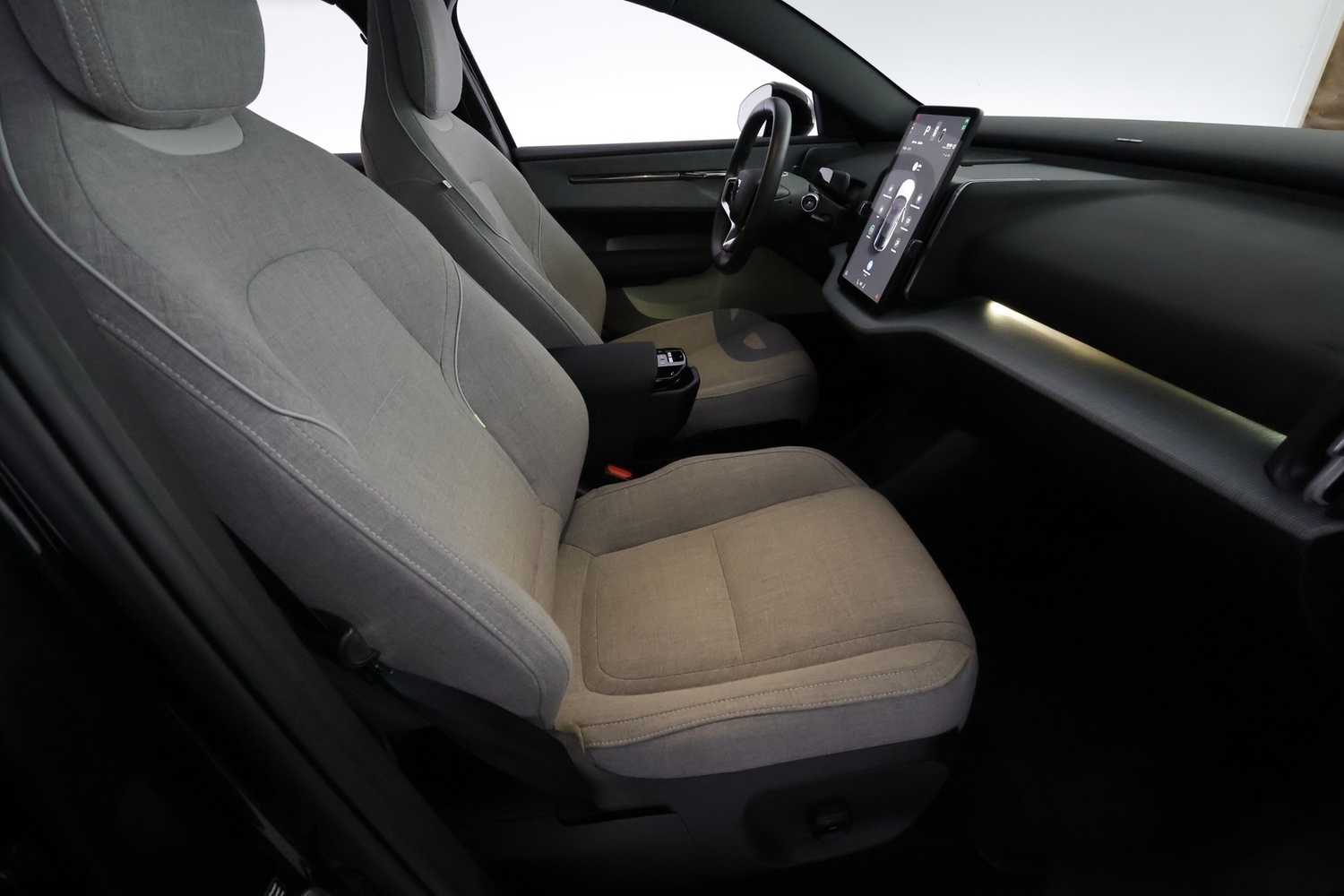 Volvo EX30 vaihtoauto