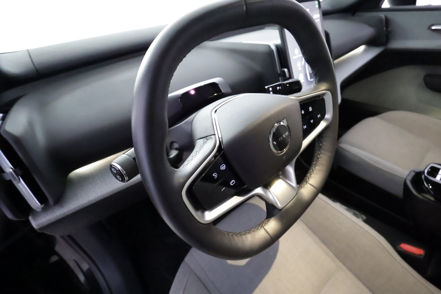 Volvo EX30 vaihtoauto