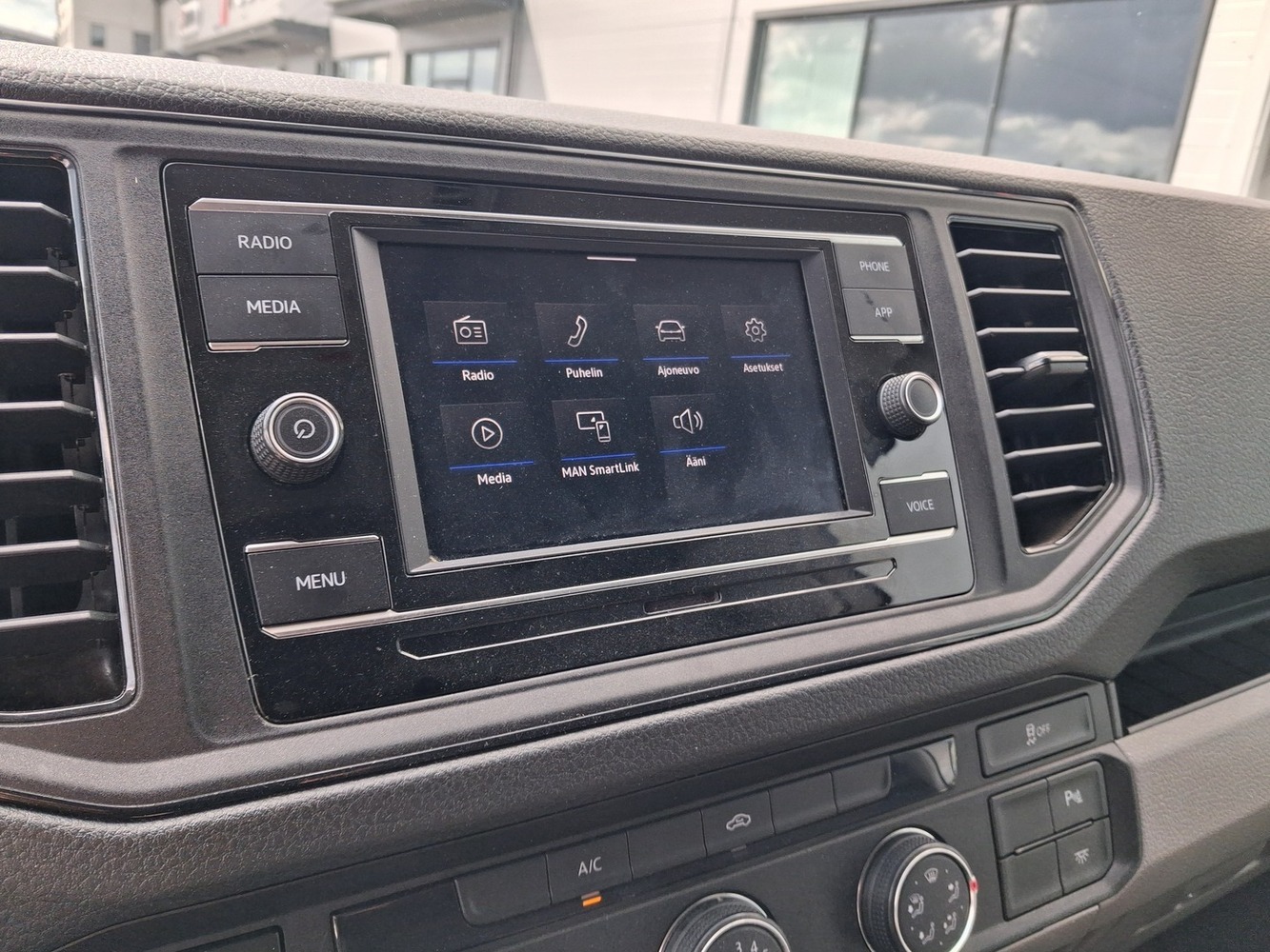 Volkswagen Crafter vaihtoauto