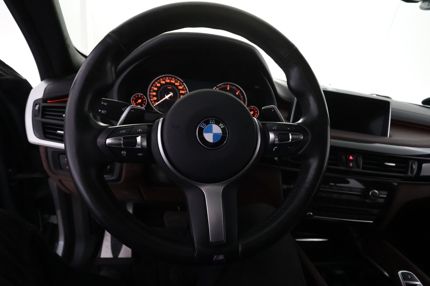BMW X6 vaihtoauto