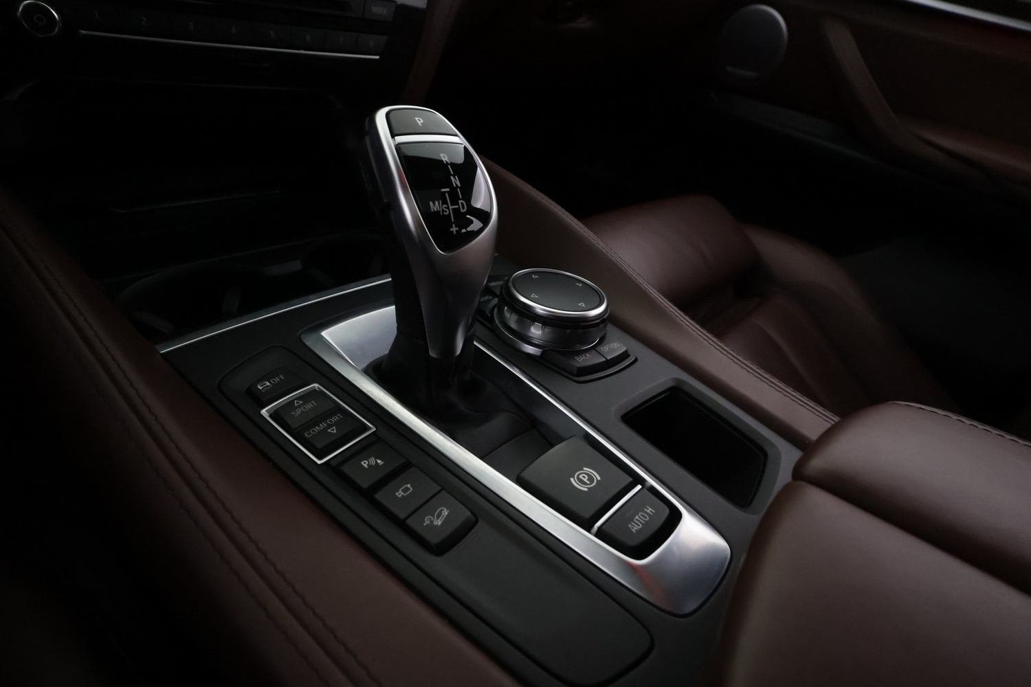 BMW X6 vaihtoauto