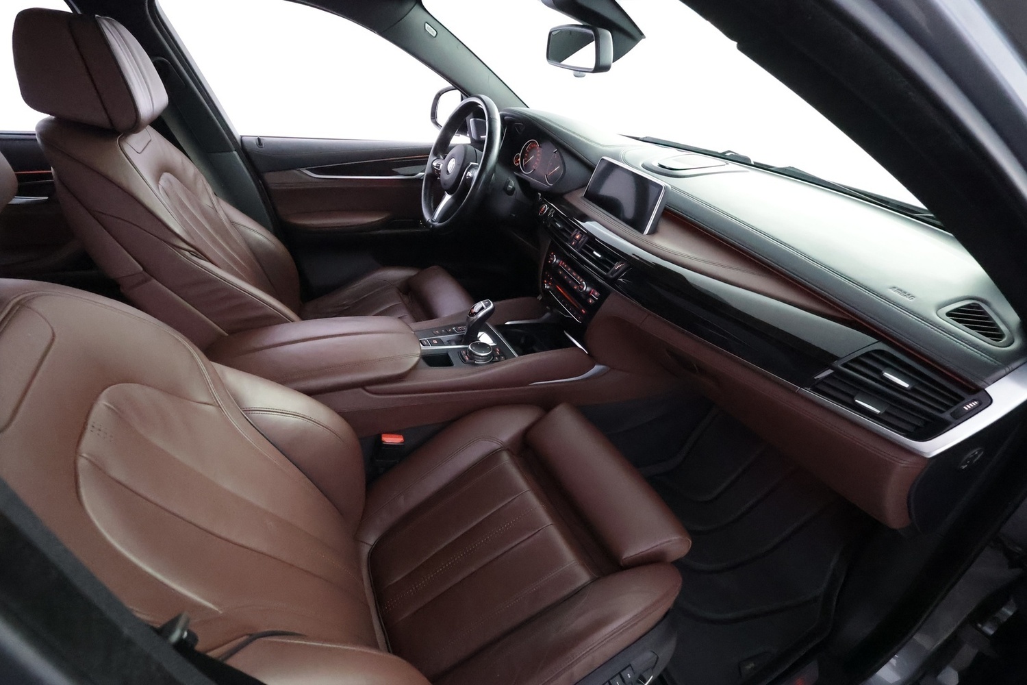 BMW X6 vaihtoauto