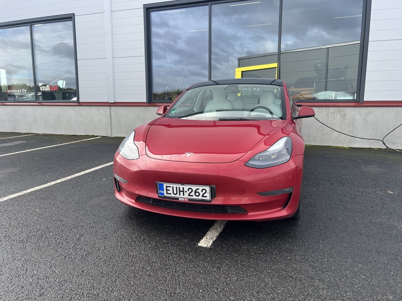 Tesla Model 3 vaihtoauto