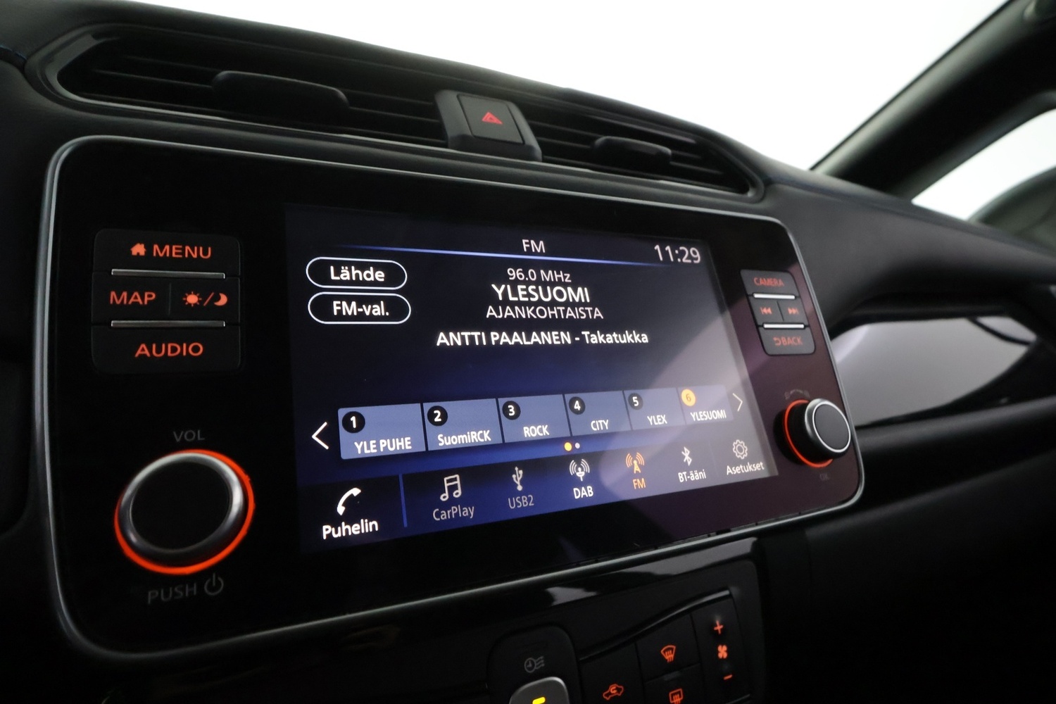 Nissan Leaf vaihtoauto