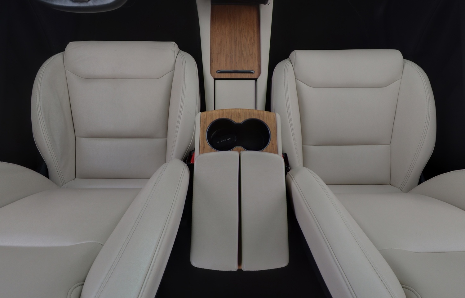 Tesla Model X vaihtoauto