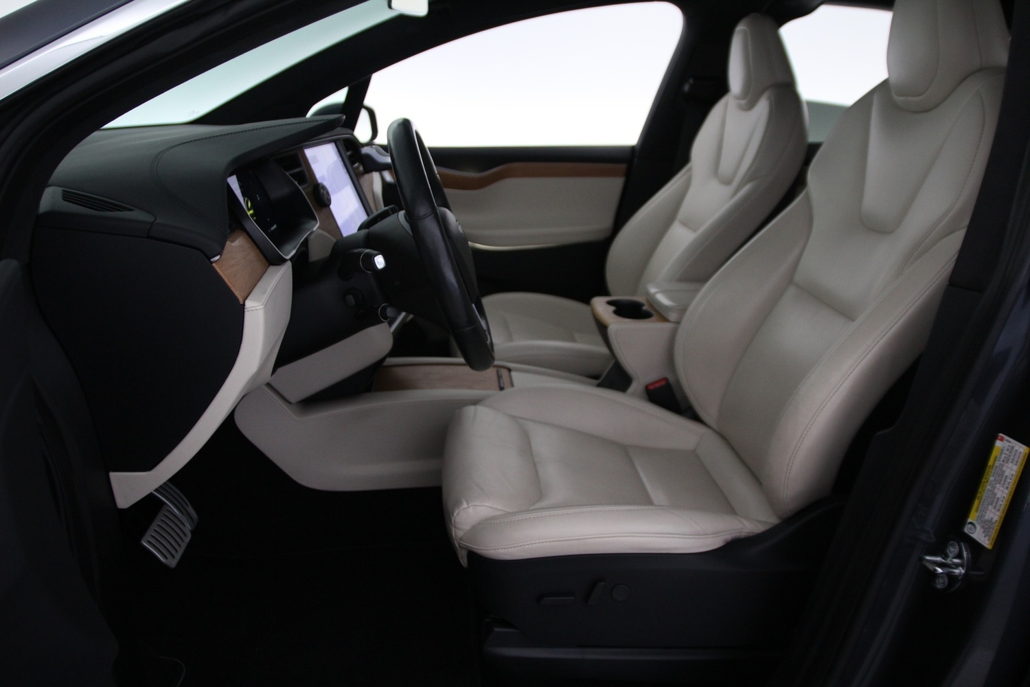 Tesla Model X vaihtoauto