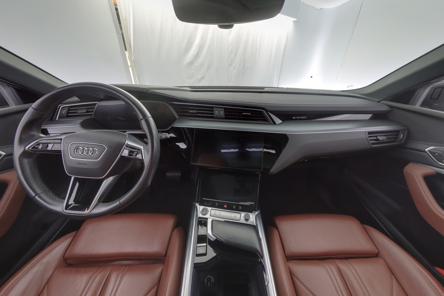Audi Q8 e-tron vaihtoauto