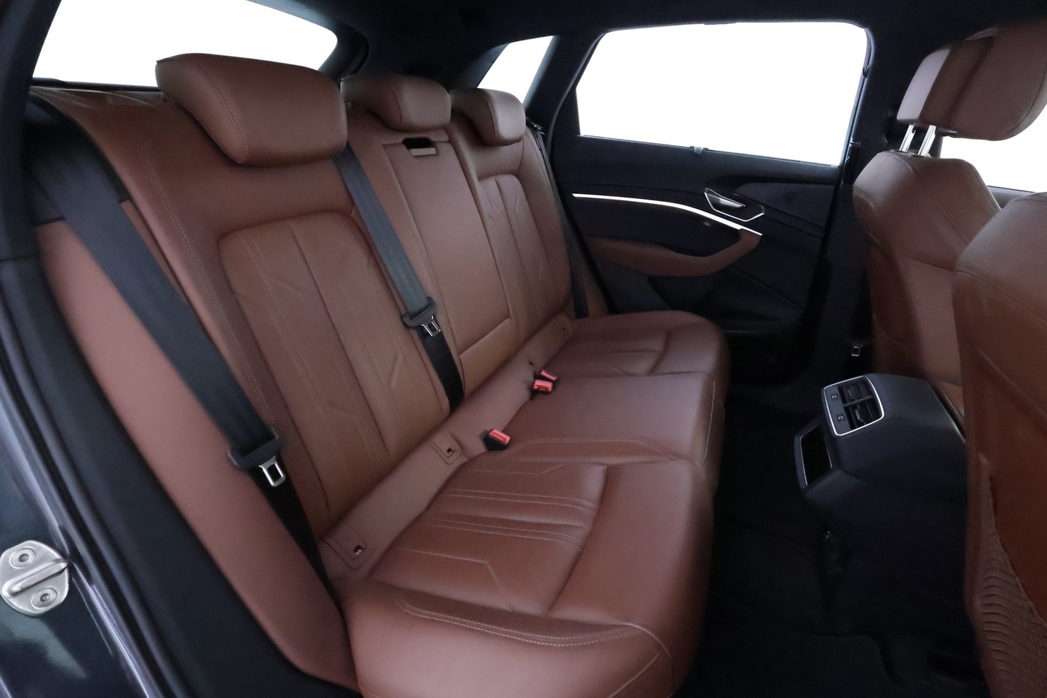 Audi Q8 e-tron vaihtoauto