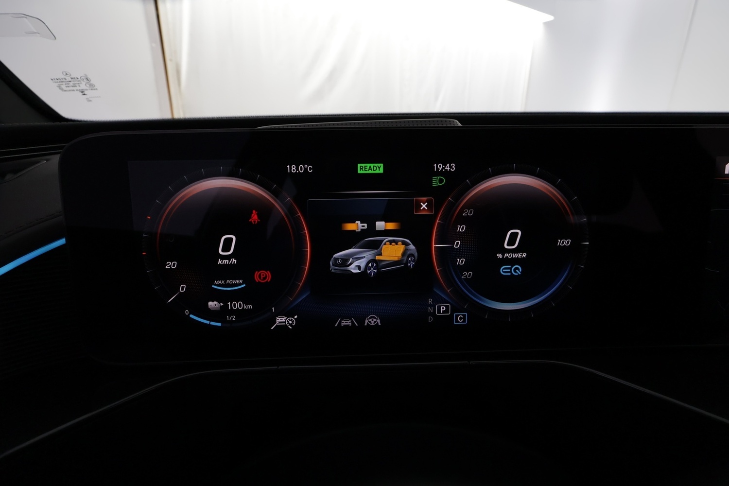 Mercedes-Benz EQC vaihtoauto