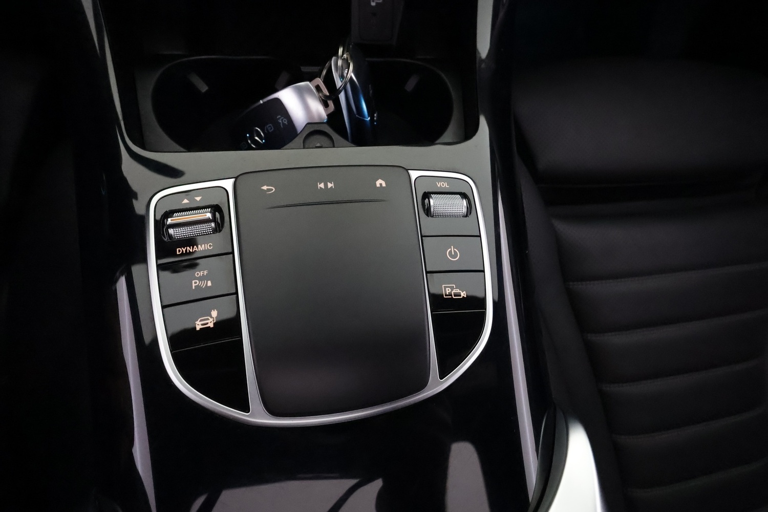 Mercedes-Benz EQC vaihtoauto