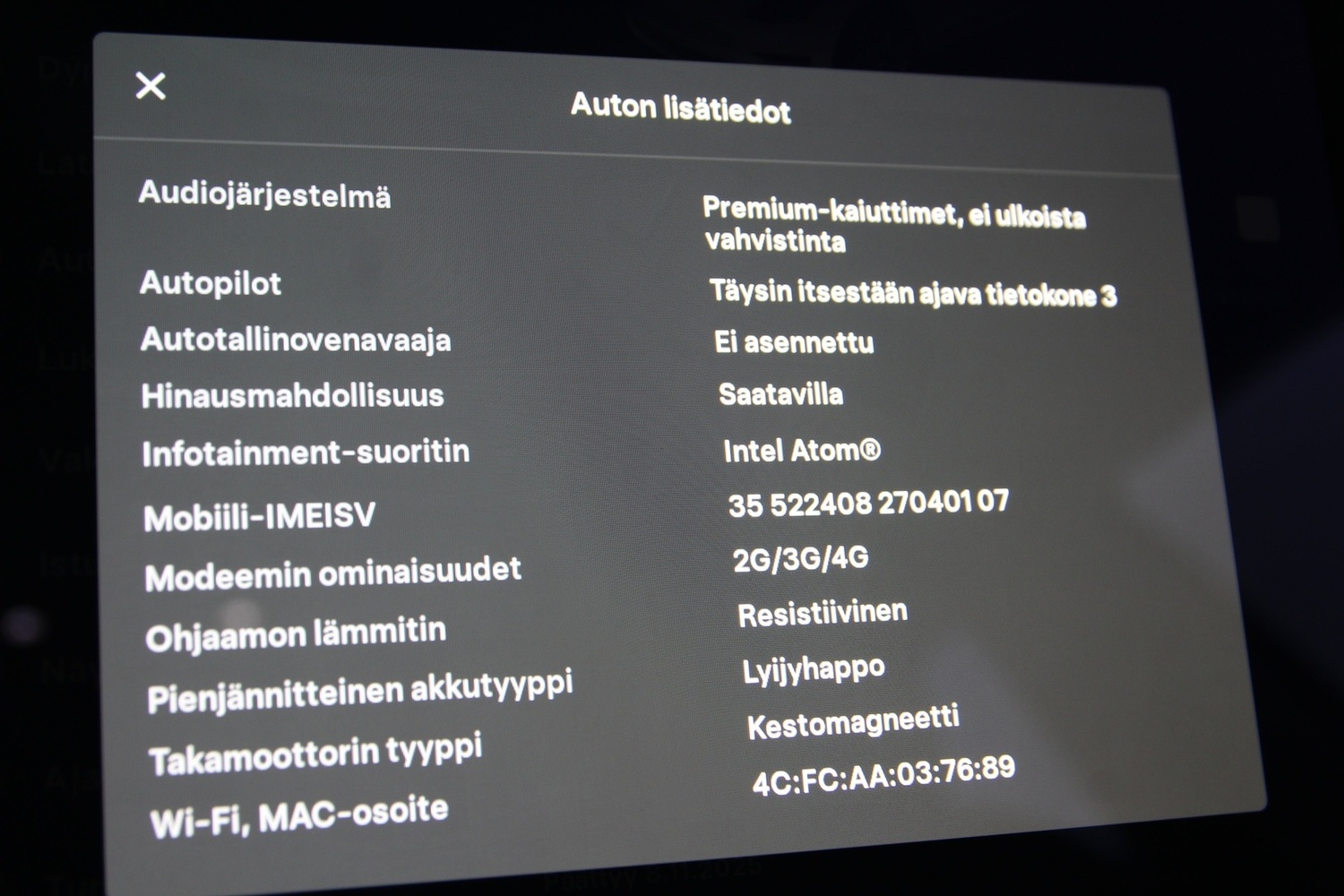 Tesla Model 3 vaihtoauto