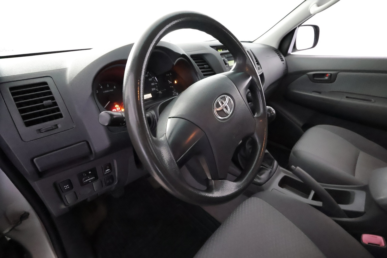 Toyota Hilux vaihtoauto