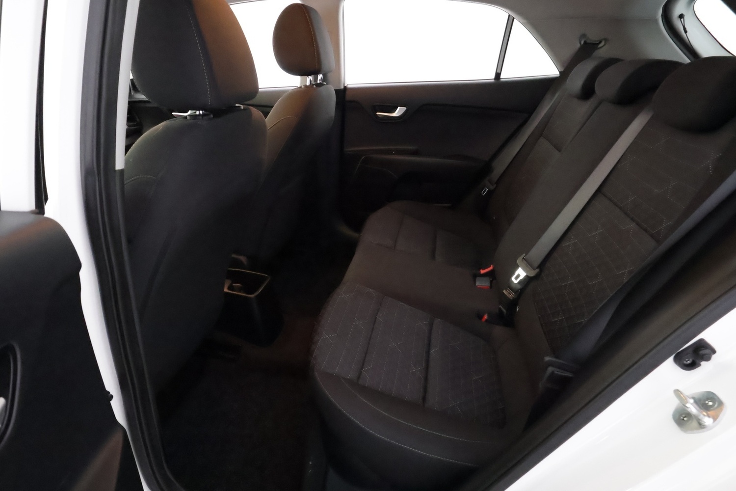 Kia Rio vaihtoauto
