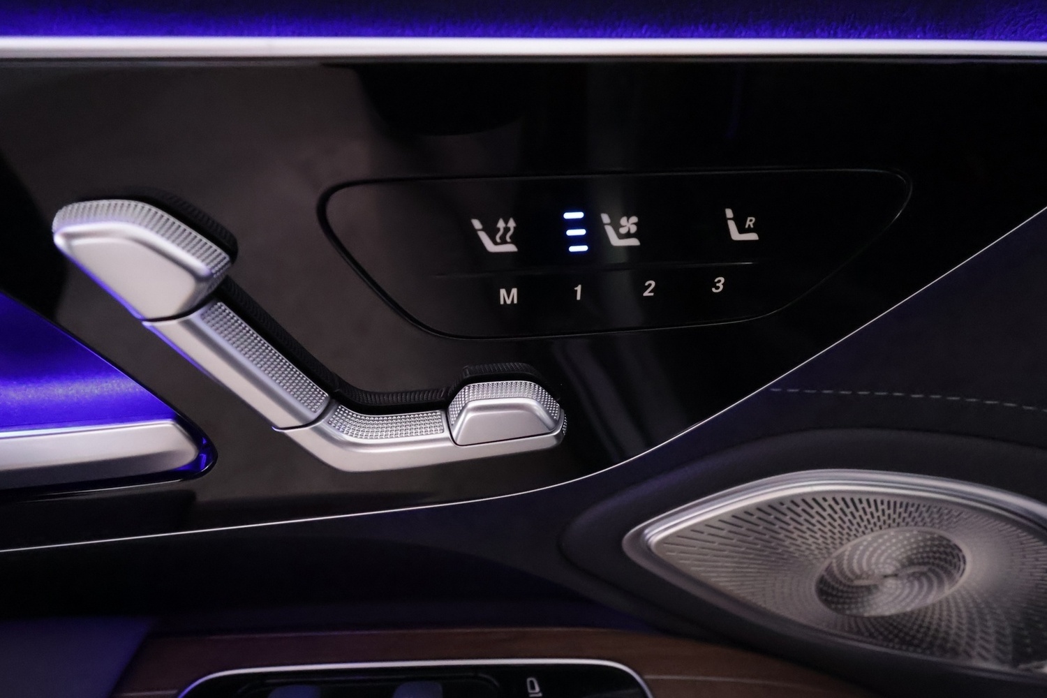 Mercedes-Benz EQS vaihtoauto