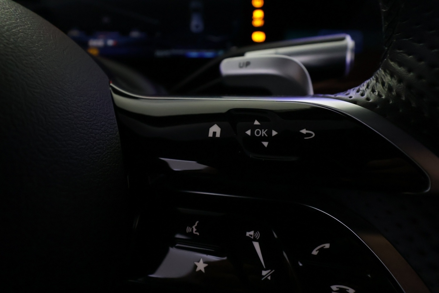 Mercedes-Benz EQS vaihtoauto