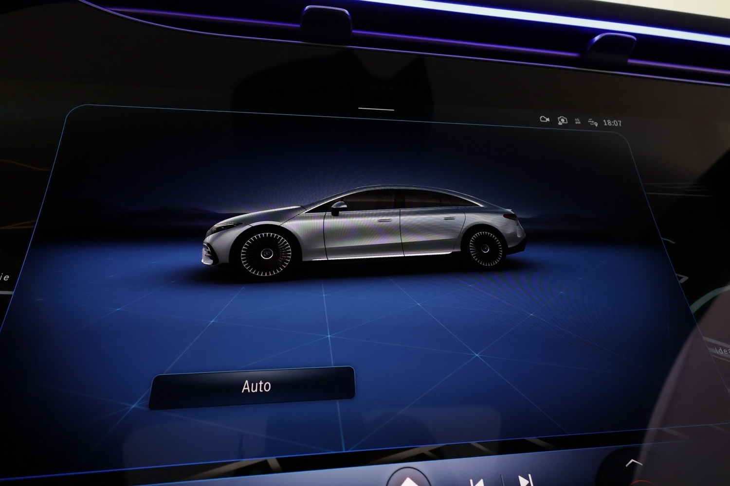 Mercedes-Benz EQS vaihtoauto