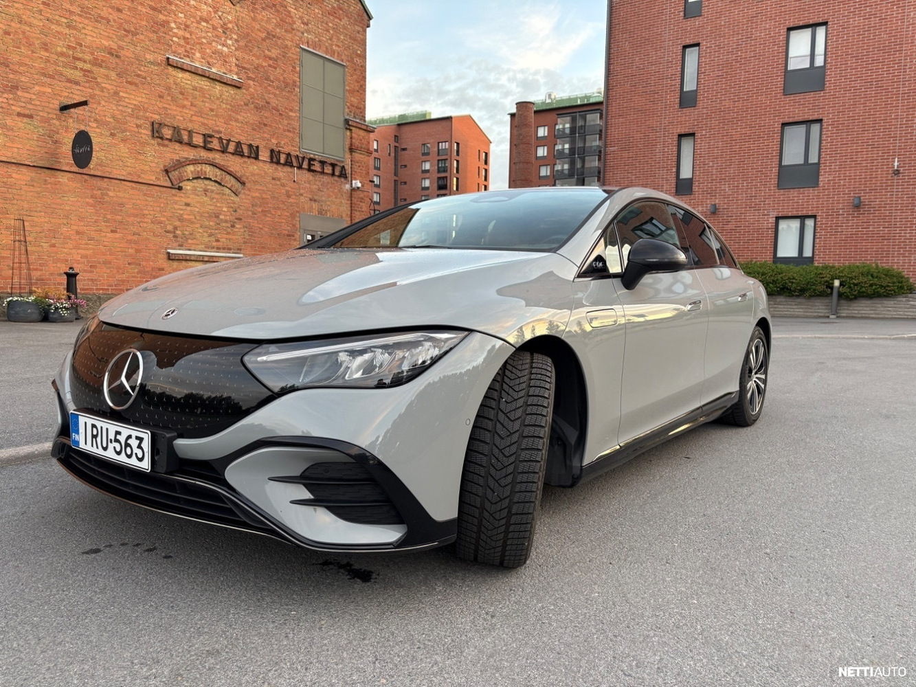 Mercedes-Benz EQE vaihtoauto