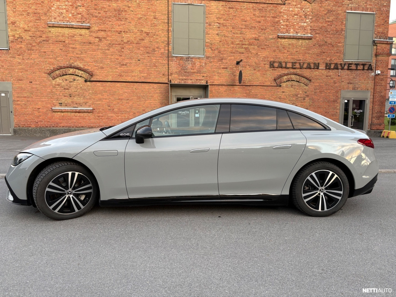 Mercedes-Benz EQE vaihtoauto