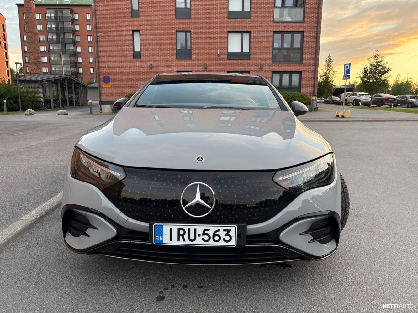 Mercedes-Benz EQE vaihtoauto