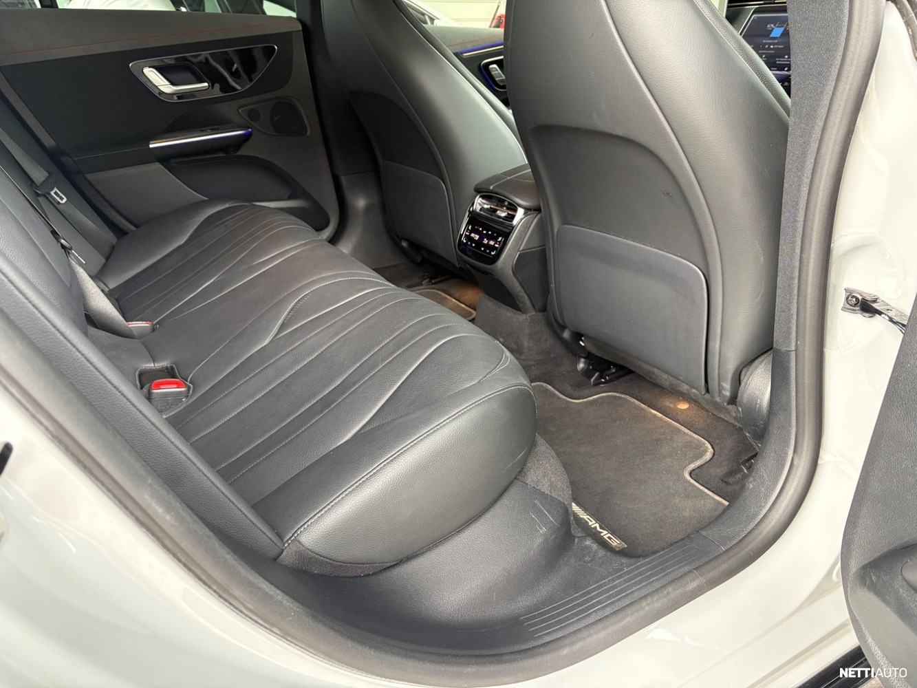 Mercedes-Benz EQE vaihtoauto