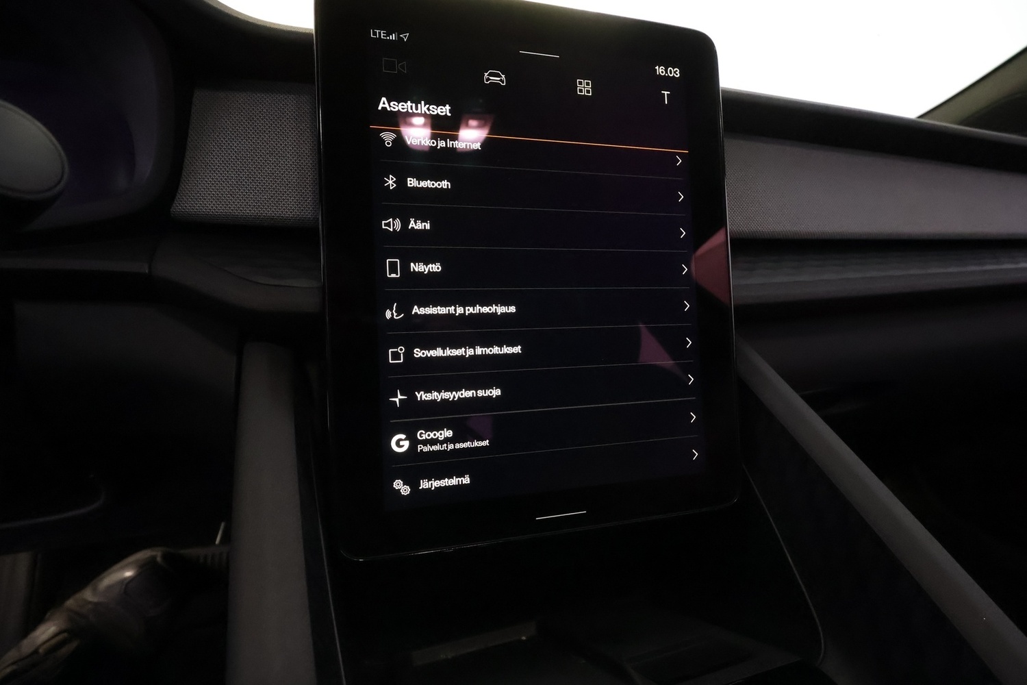 Polestar 2 vaihtoauto