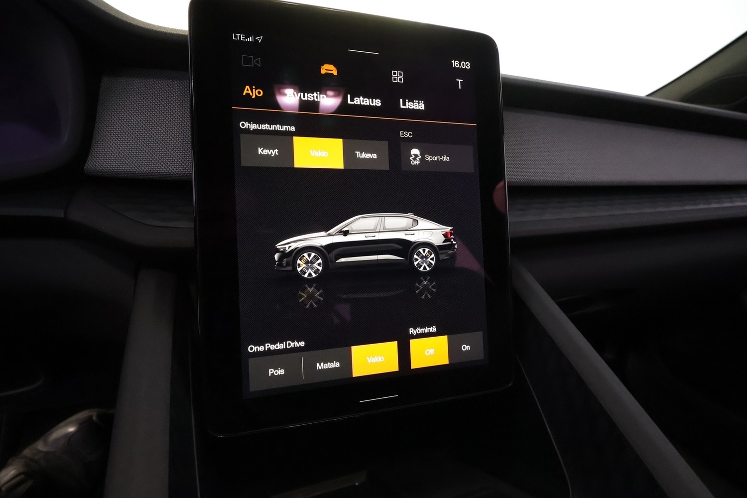 Polestar 2 vaihtoauto