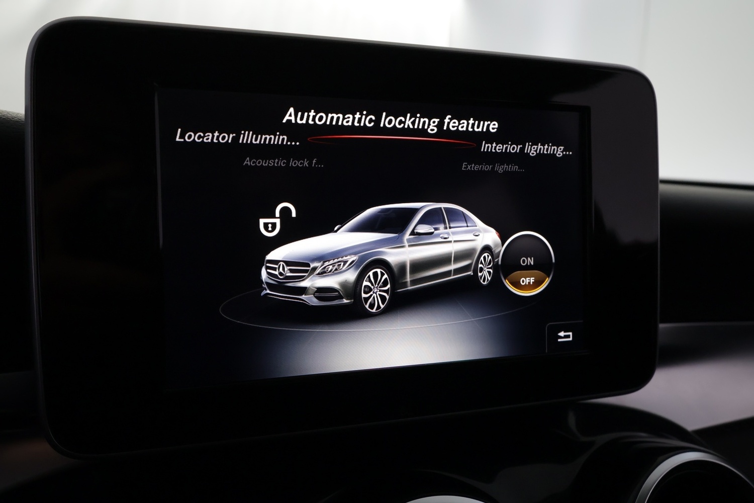 Mercedes-Benz C vaihtoauto