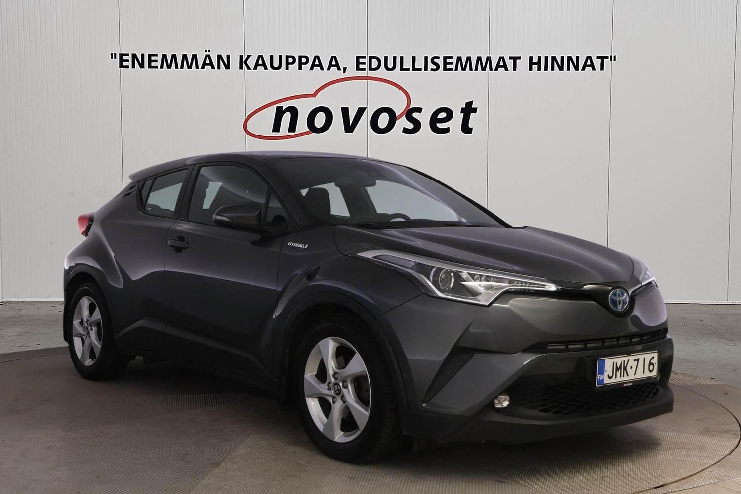 Toyota C-HR vaihtoauto
