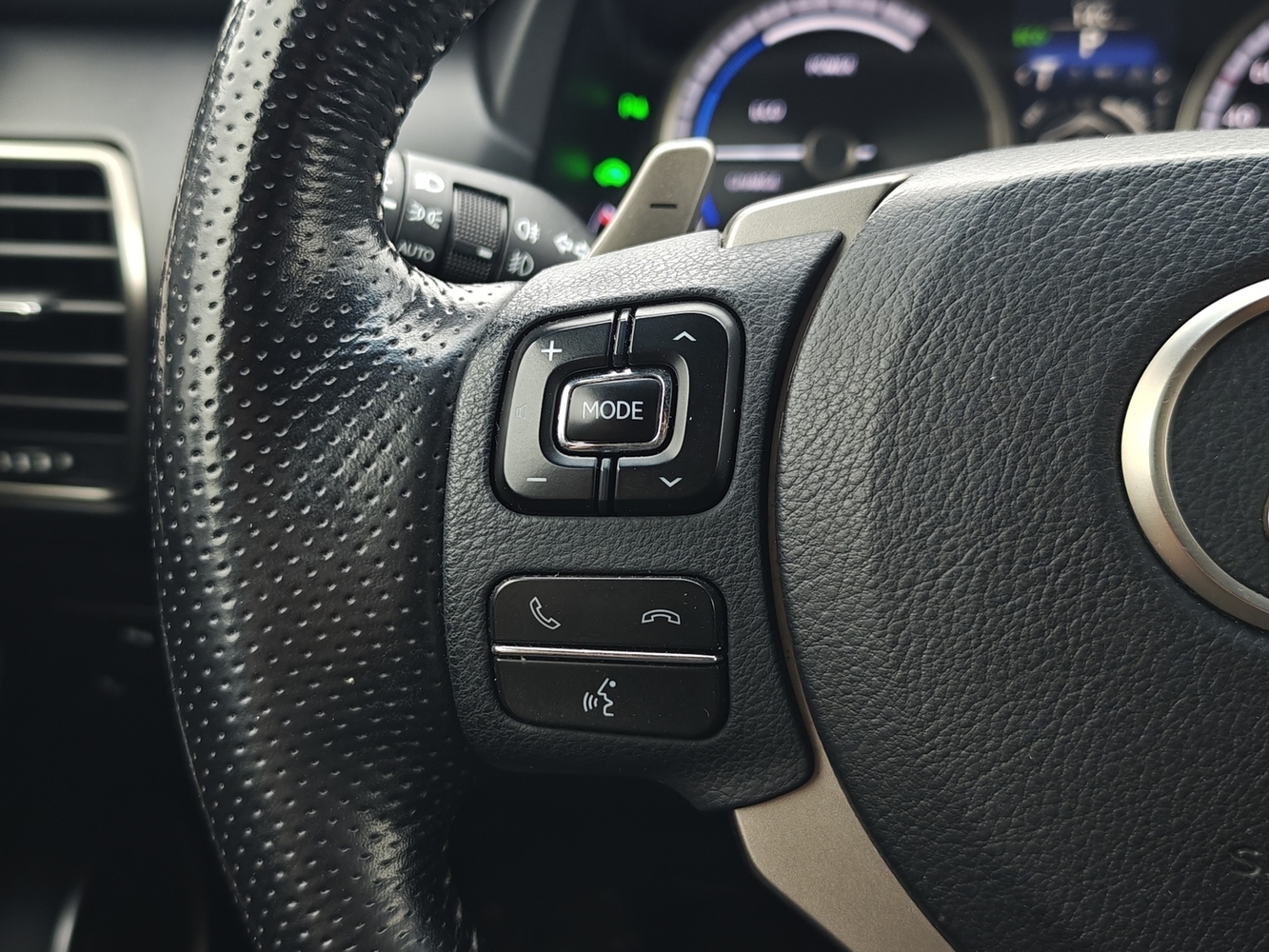 Lexus NX vaihtoauto