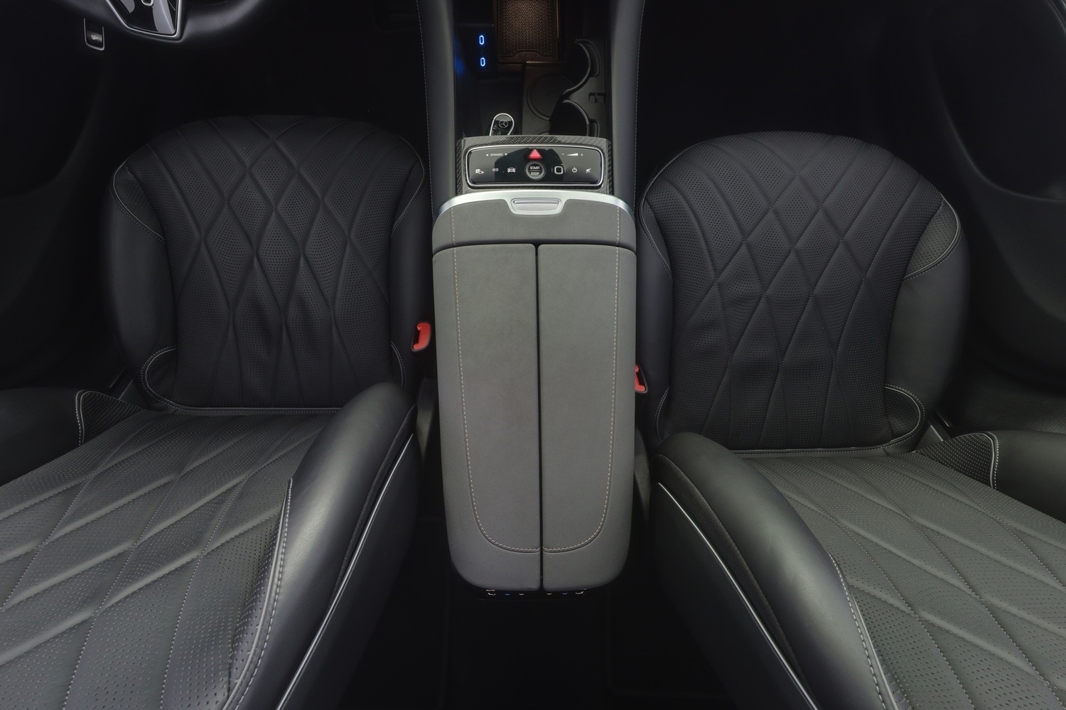 Mercedes-Benz EQS vaihtoauto