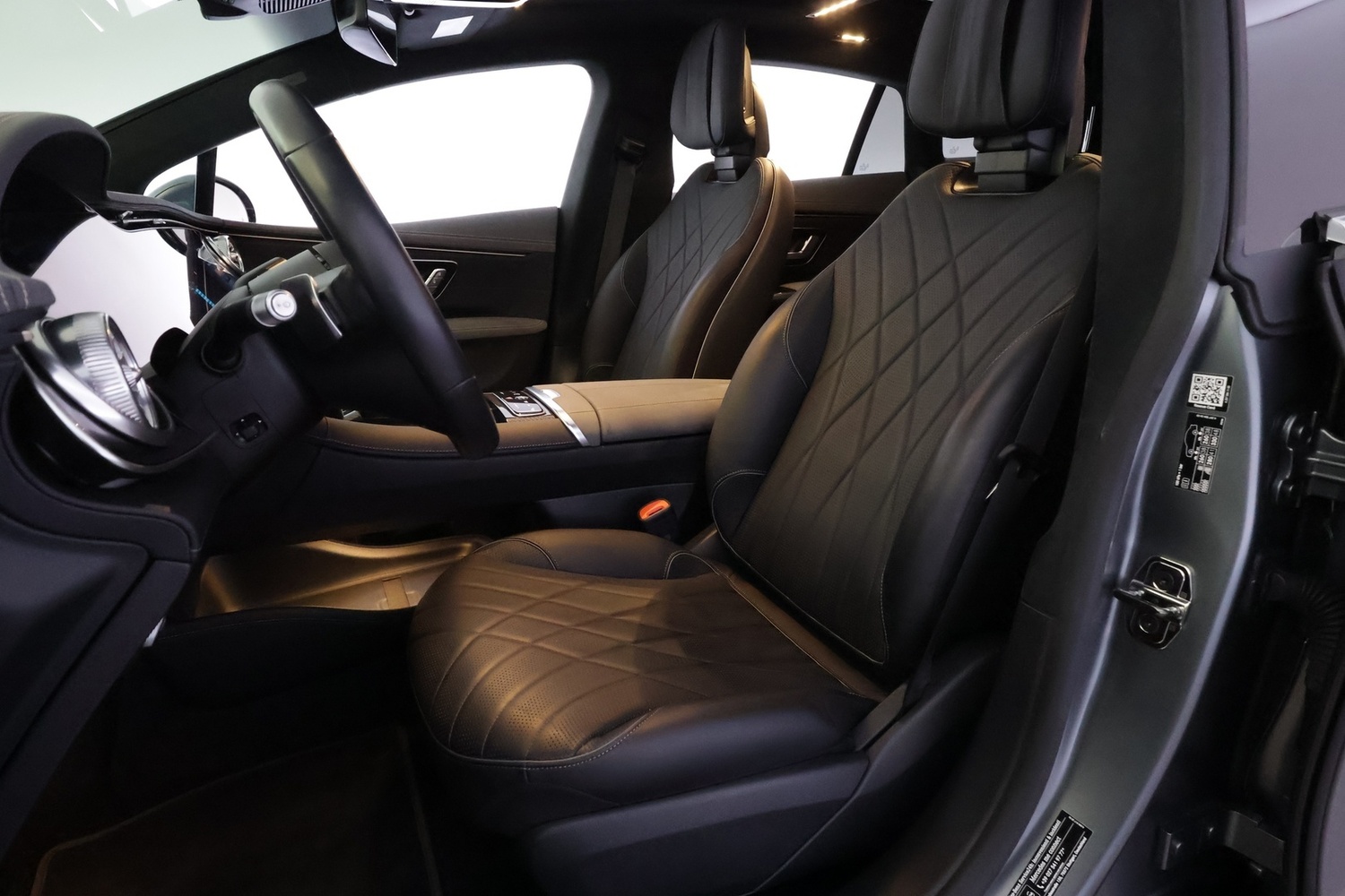 Mercedes-Benz EQS vaihtoauto
