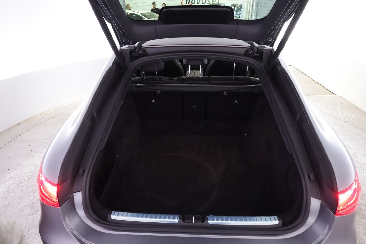 Mercedes-Benz EQS vaihtoauto