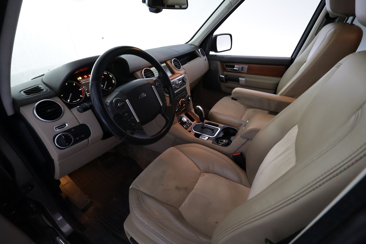 Land Rover Discovery vaihtoauto