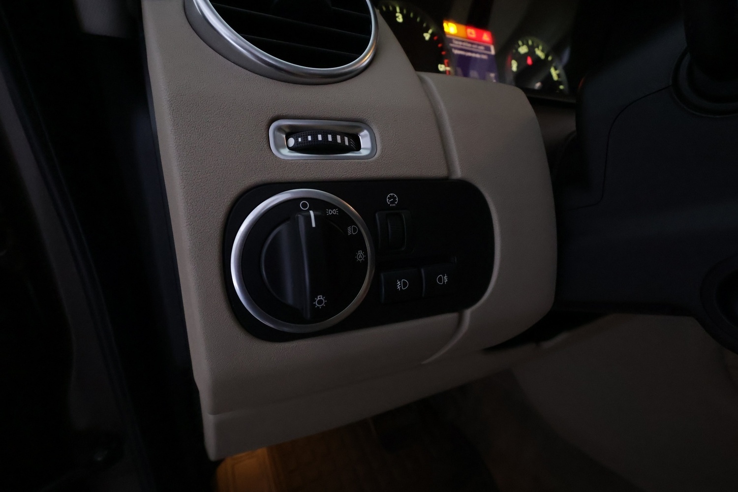Land Rover Discovery vaihtoauto