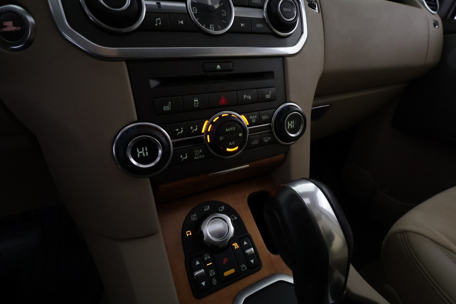 Land Rover Discovery vaihtoauto