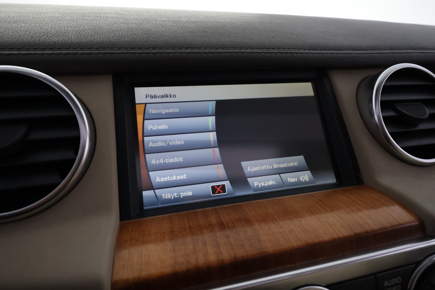 Land Rover Discovery vaihtoauto