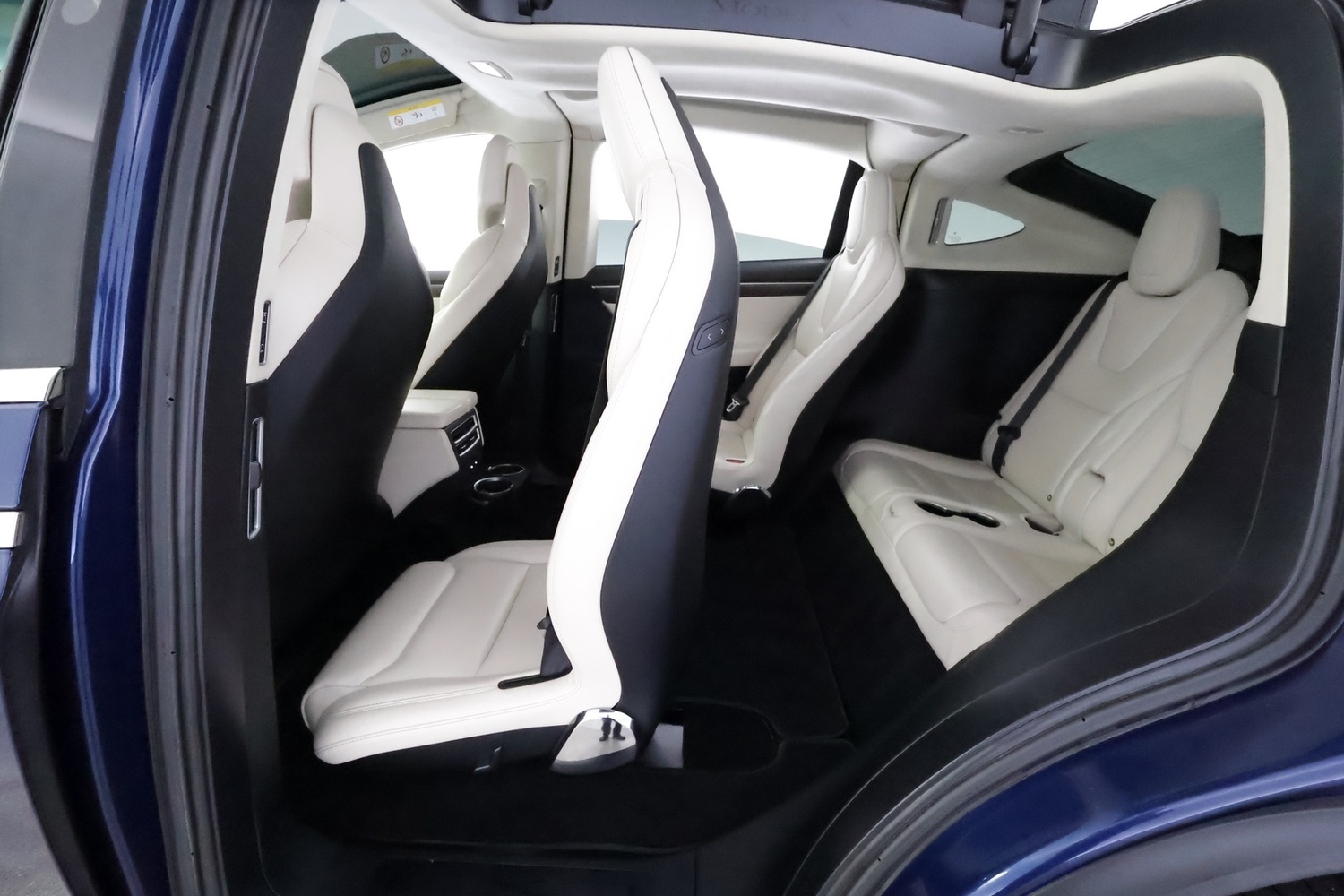 Tesla Model X vaihtoauto