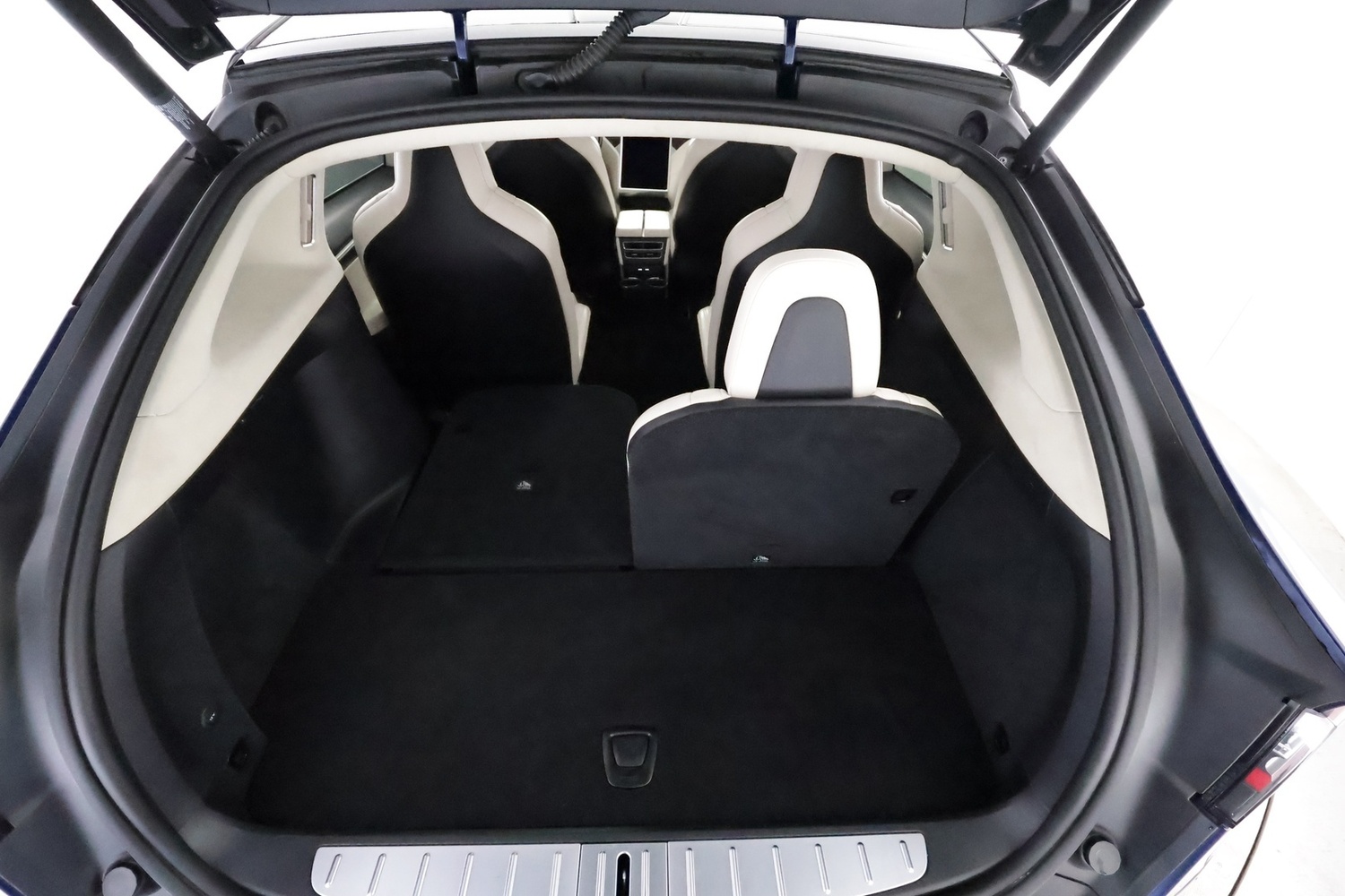 Tesla Model X vaihtoauto