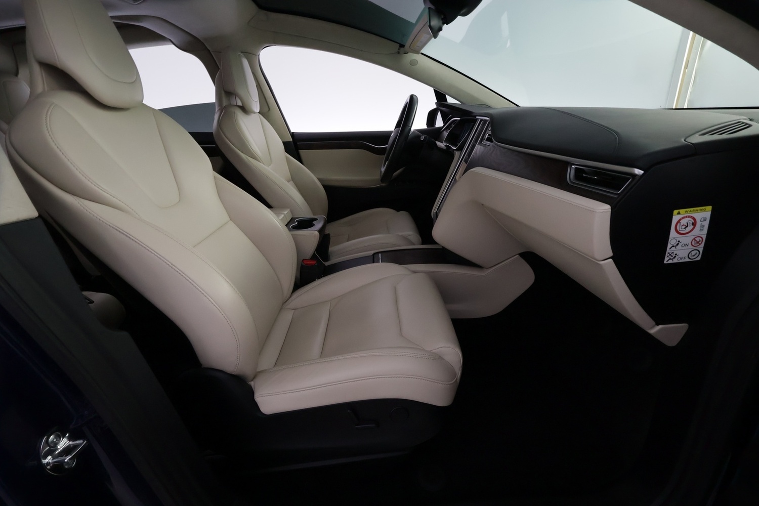 Tesla Model X vaihtoauto