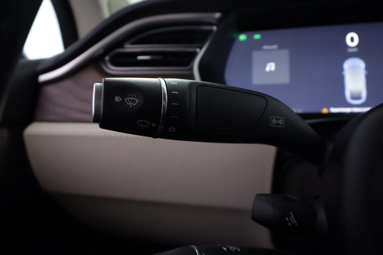 Tesla Model X vaihtoauto