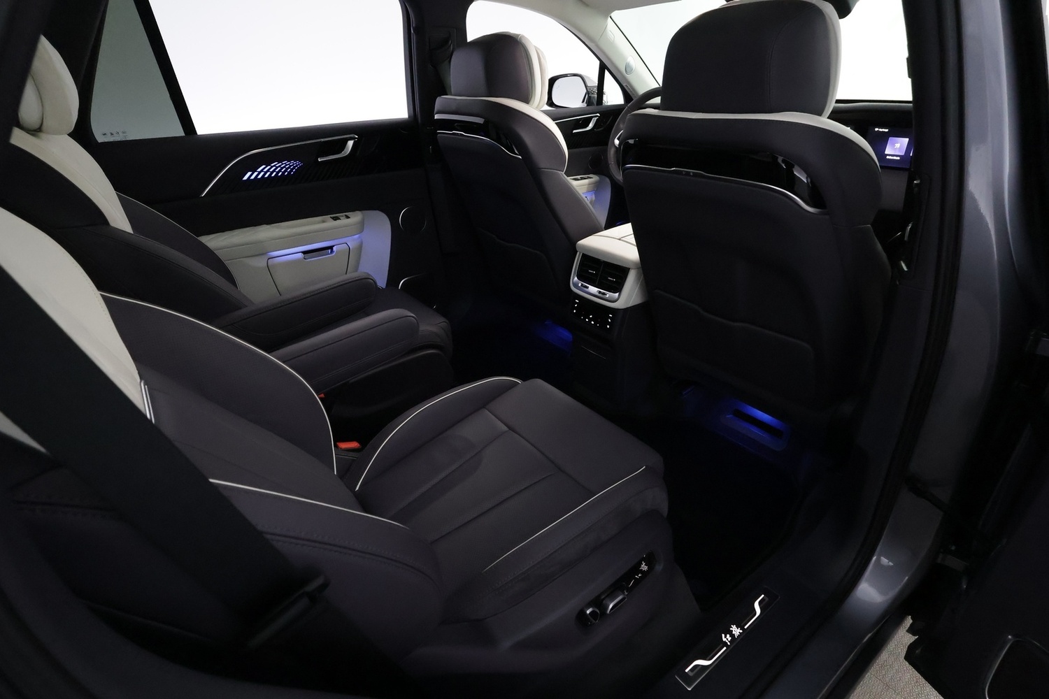 Hongqi E-HS9 vaihtoauto