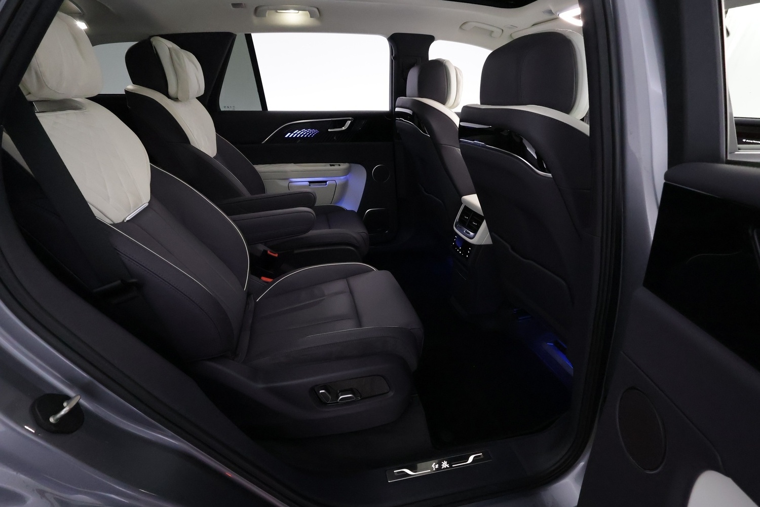 Hongqi E-HS9 vaihtoauto