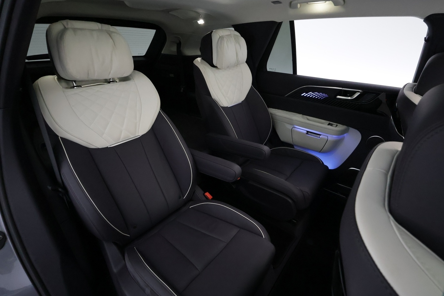 Hongqi E-HS9 vaihtoauto